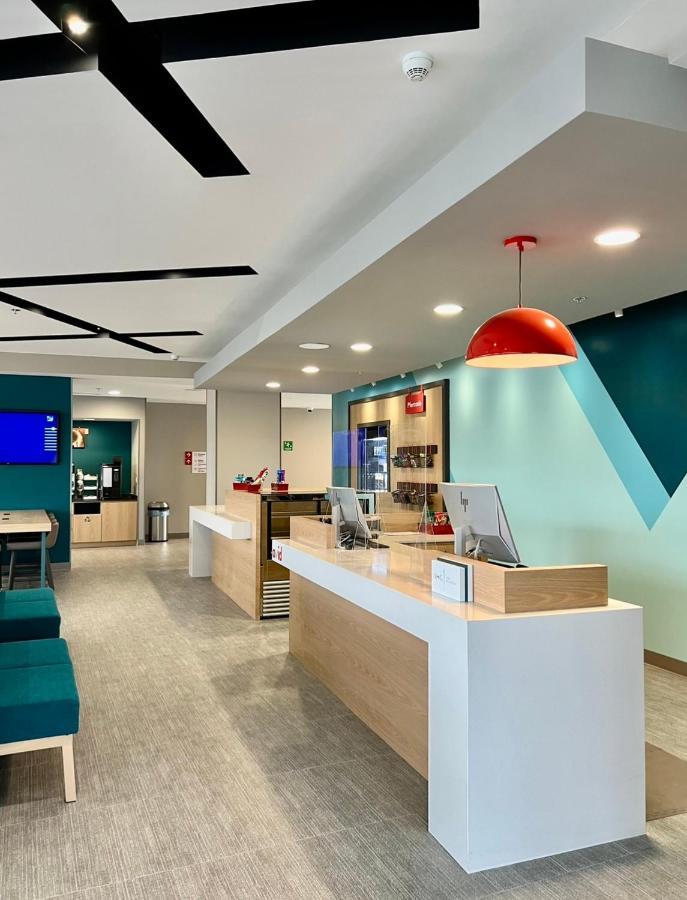 Avid Hotels - Guadalajara Av Vallarta Pte By Ihg Zapopan Eksteriør billede